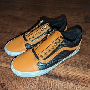 NEW Mens Vans Old Skool MTE Apricot Black  Faux Fur Sneaker Shoes Size 11.5